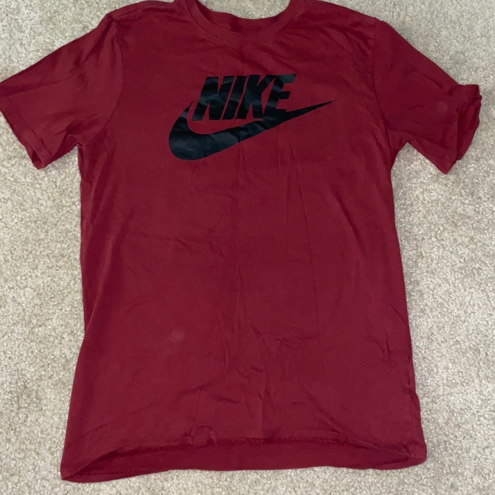 Men’s Nike T Shirt
